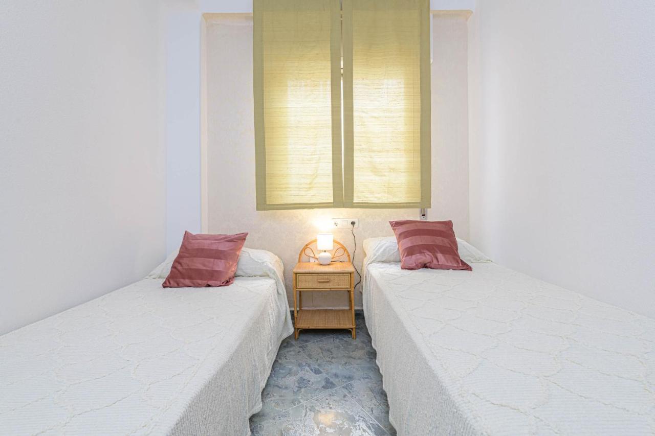 Wintowinrentals Ubicacion Fabulosa, Completo Apartamento Con Parking En El Soho De Malaga Luaran gambar