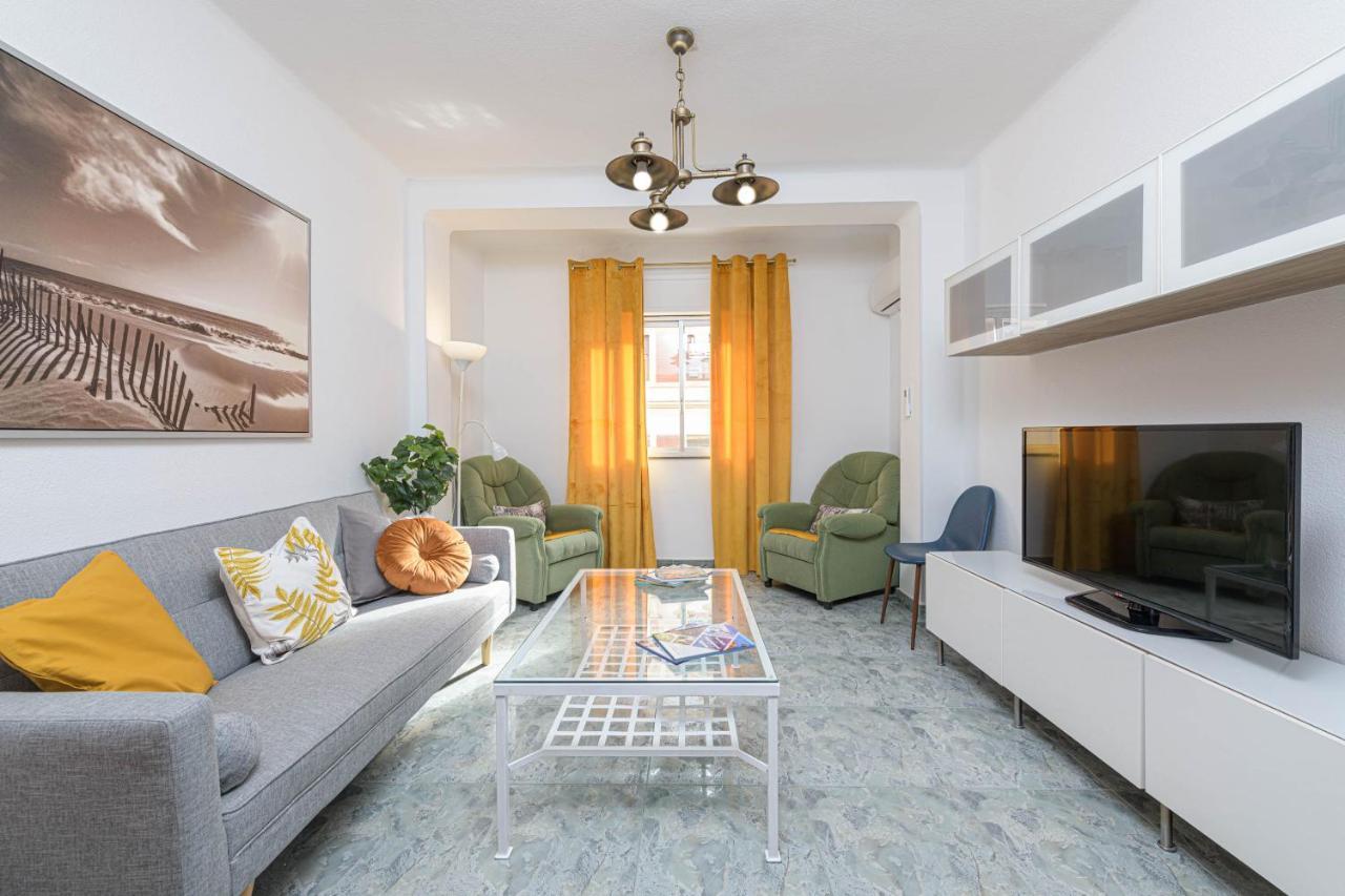 Wintowinrentals Ubicacion Fabulosa, Completo Apartamento Con Parking En El Soho De Malaga Luaran gambar