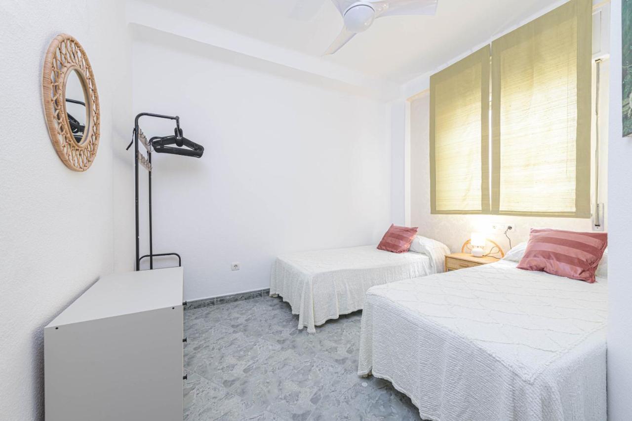 Wintowinrentals Ubicacion Fabulosa, Completo Apartamento Con Parking En El Soho De Malaga Luaran gambar