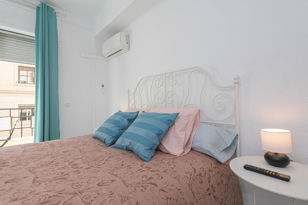 Wintowinrentals Ubicacion Fabulosa, Completo Apartamento Con Parking En El Soho De Malaga Luaran gambar