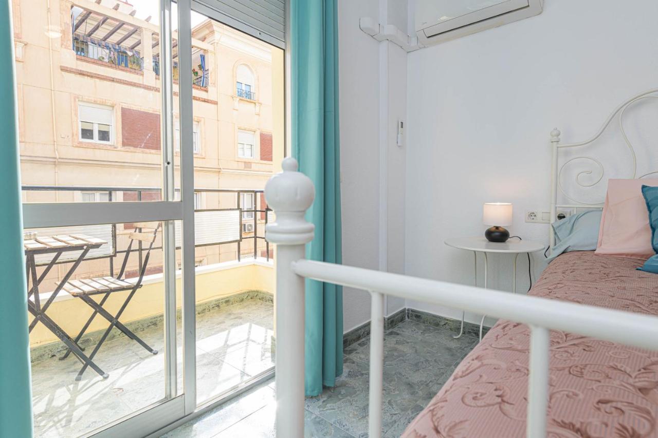 Wintowinrentals Ubicacion Fabulosa, Completo Apartamento Con Parking En El Soho De Malaga Luaran gambar