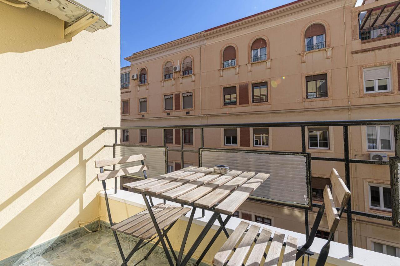 Wintowinrentals Ubicacion Fabulosa, Completo Apartamento Con Parking En El Soho De Malaga Luaran gambar